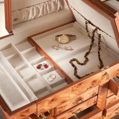 AGRESTI アグレスティ ジュエリーボックス 木製 2段 イタリア製 根杢 Agresti Elm Briarwood Jewelry Armoire | Frontgate
