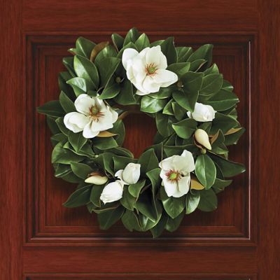 Daisy Wreath - Magnolia