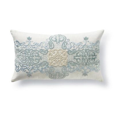 decorative lumbar pillows