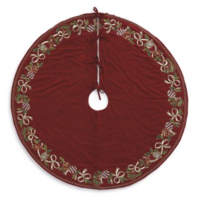 Traditional Tree Skirt 