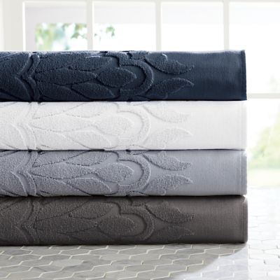 Frontgate Resort Collection™ Sculpted Oasis Bath Towels