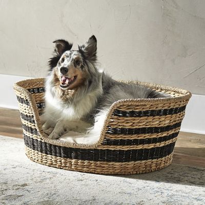 Lamai Woven Pet Bed