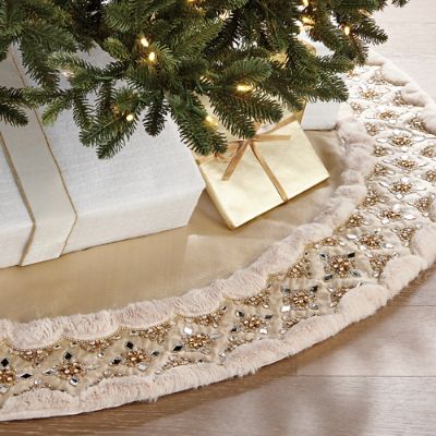 Gold Rush Solitaire Crystal and Faux Fur Tree Skirt Frontgate