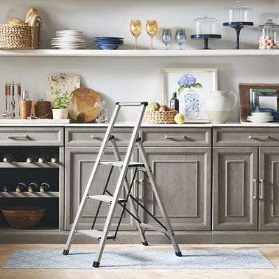 Tivoli deals step ladder