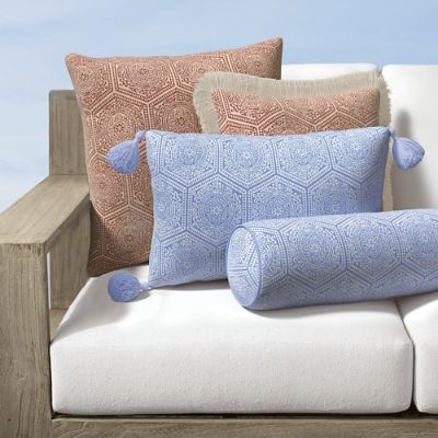 Sintre Tile Indoor/Outdoor Pillow