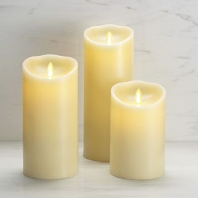 Ivory Dream Candle | Frontgate