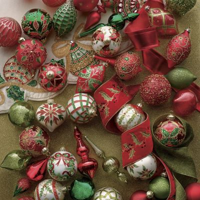 Yuletide Wonder 60-piece Ornament Collection 