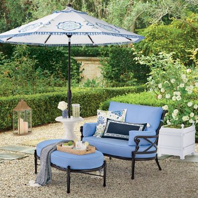 Cove Umbrella Table with Adjustable Feet & Umbrella Hole Cover