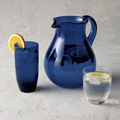Entertaining Acrylic - Pitcher with Lid