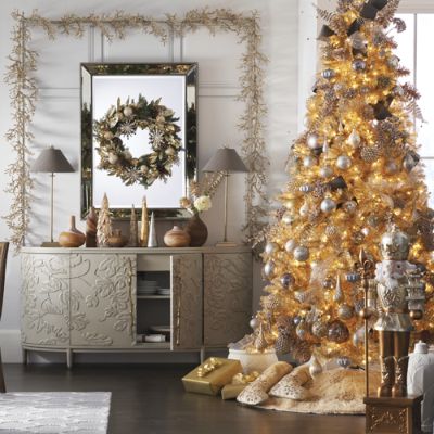 Elegant Sage & Champagne Gold Christmas Tree - Tuft & Trim