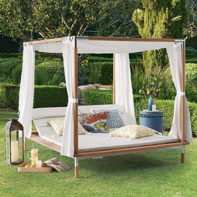 Antigua Canopied Daybed with Cushions | Frontgate