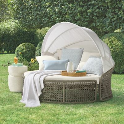 Frontgate outdoor daybed discount