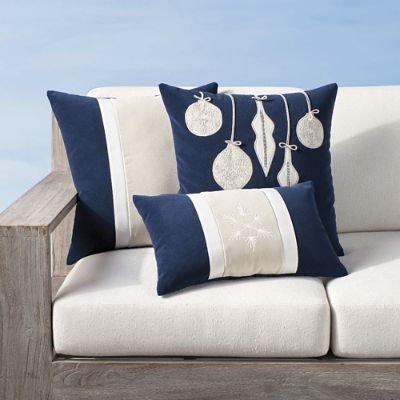 Winter Ornament Indoor/Outdoor Pillow by Elaine Smith