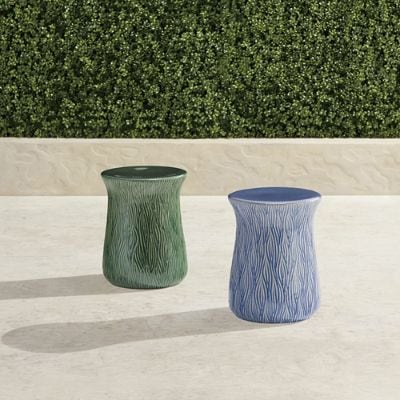 ファンシーアラモード カゴ Caprino Accent Stool | Frontgate