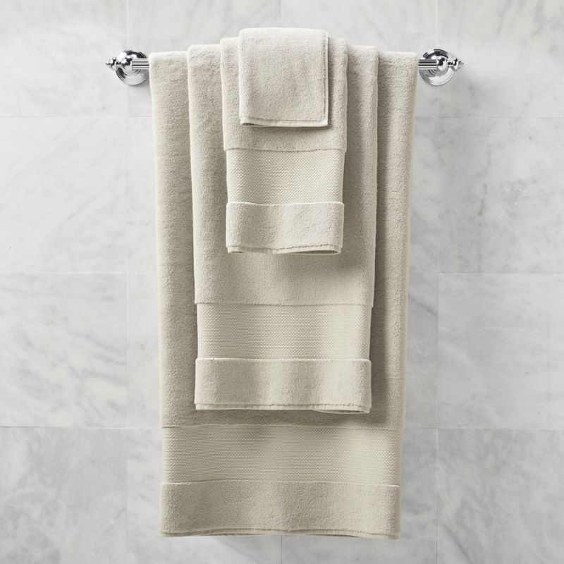 Frontgate Resort Collection™ Bath Towels, 6-piece set in Chiffon