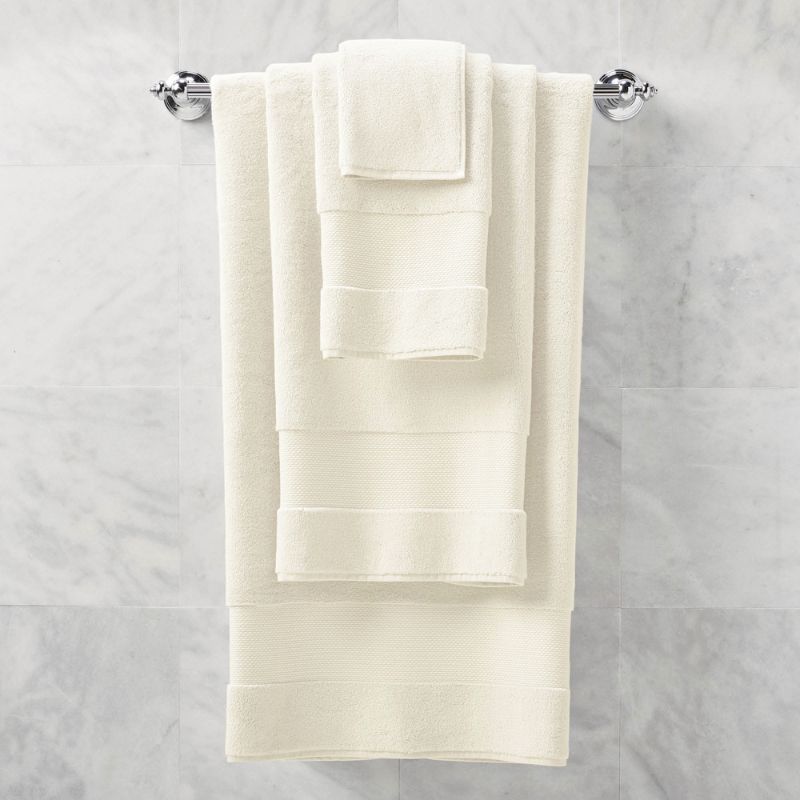 Frontgate Resort Collection™ Bath Towels, Ivory, 2