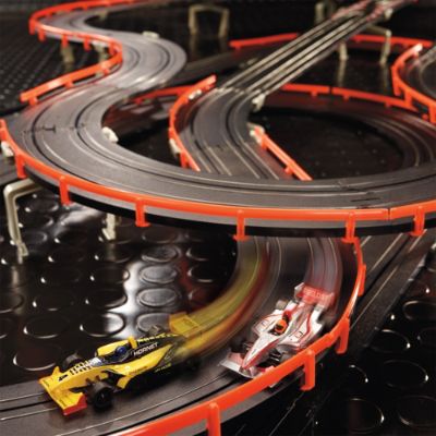 Ho scale slot car hot sale racing