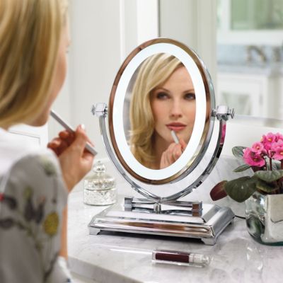 Makeup mirror. Зеркало для макияжа Luxury. Красота в зеркале. Зеркало для детей для макияжа. В зеркало для редактирования.