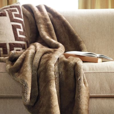 Frontgate faux 2024 fur throw