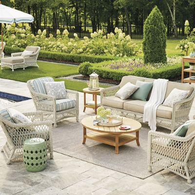 〓MADISONBLUE〓 HAMPTON IVORY/light-YELLOW Hampton Sofa in Ivory Wicker with All-Weather Cushions & Artisanal
