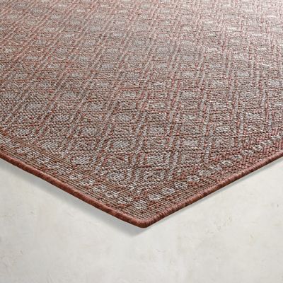 Kian Indoor/Outdoor Rug with Fade Resistance & Easy-Clean Olefin Fibers