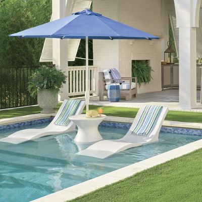 Soleil water store lounger