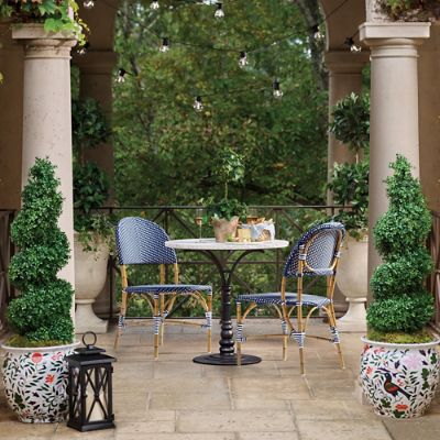 Spiral Outdoor Boxwood Topiary & UV-Protected Faux Greenery for