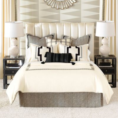 Abernethy Crest Black Bedding Set main image 1