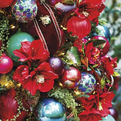 Jim Marvin Midnight Garden Ornament Collection | Frontgate