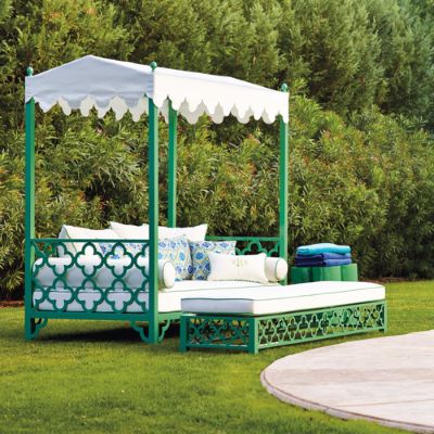 Clover Daybed | Frontgate