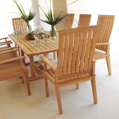 Ventura Dining by Gloster Frontgate