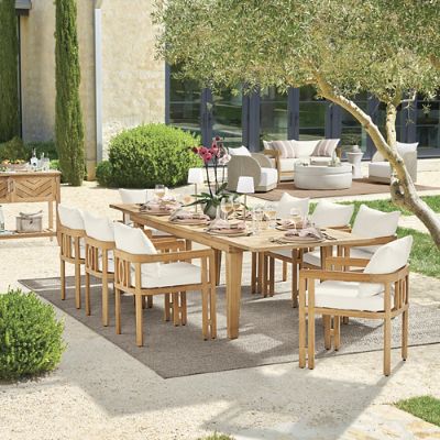 Frontgate: Save on outdoor pieces, furniture and clearance items